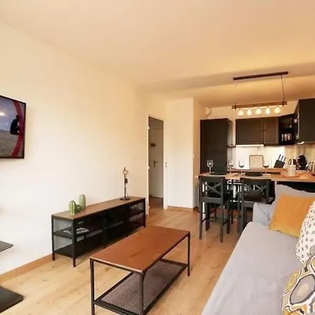 Le Balmoral - A 1 Min - Menage Inclus - Terrasse Lumineuse * Wimereux