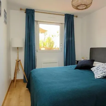 Le Balmoral - A 1 Min - Menage Inclus - Terrasse Lumineuse *